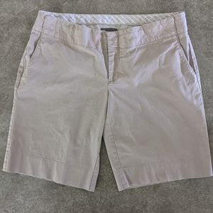Gap bermuda shorts, khaki, low rise, size 8 stretch